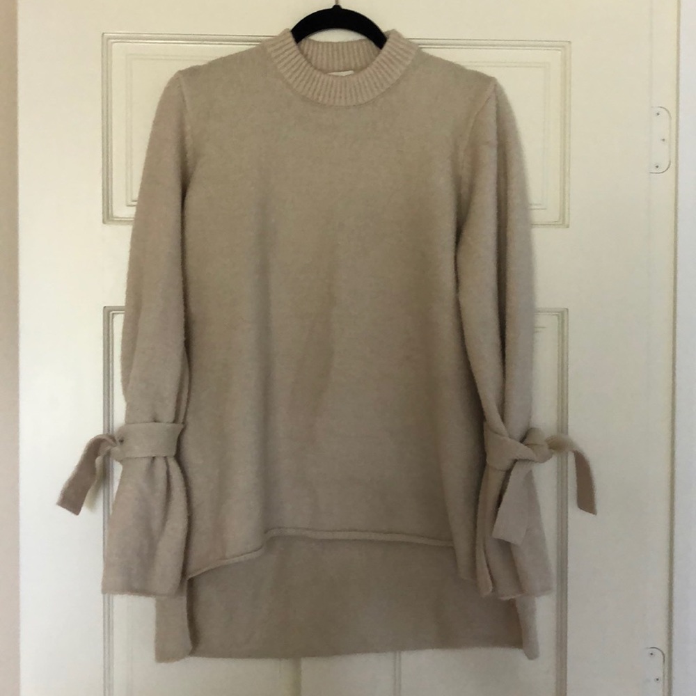J.O.A tie sleeve sweater